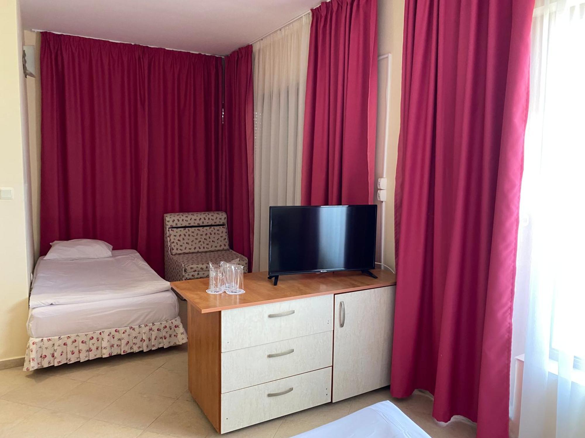 Hotel Atol Slantschew brjag Exterior foto